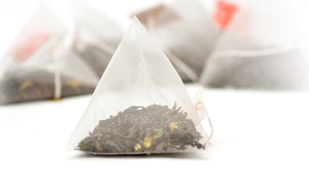 Plastic Teabags Release Billions of Microparticles and Nanoparticles into Tea