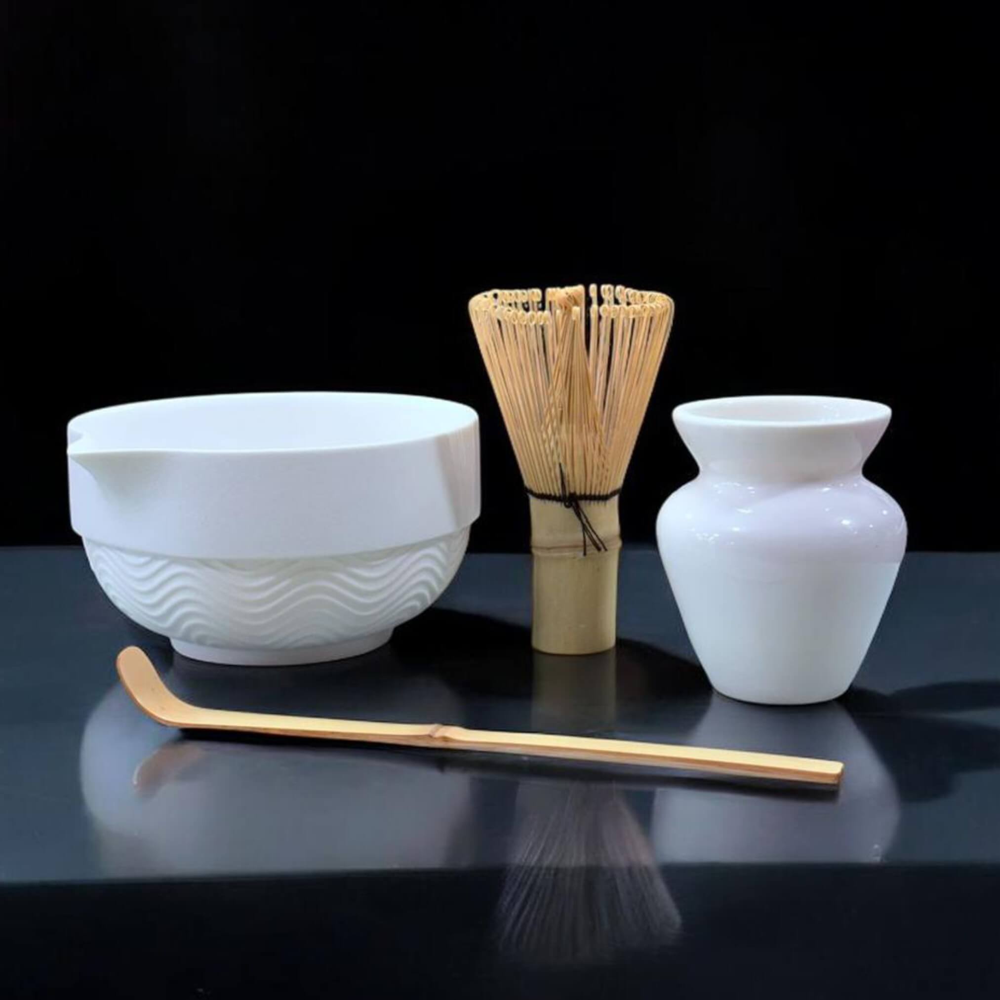 Matcha Tea Ceremony Set – Chawan Bowl, Bamboo Whisk & Scoop